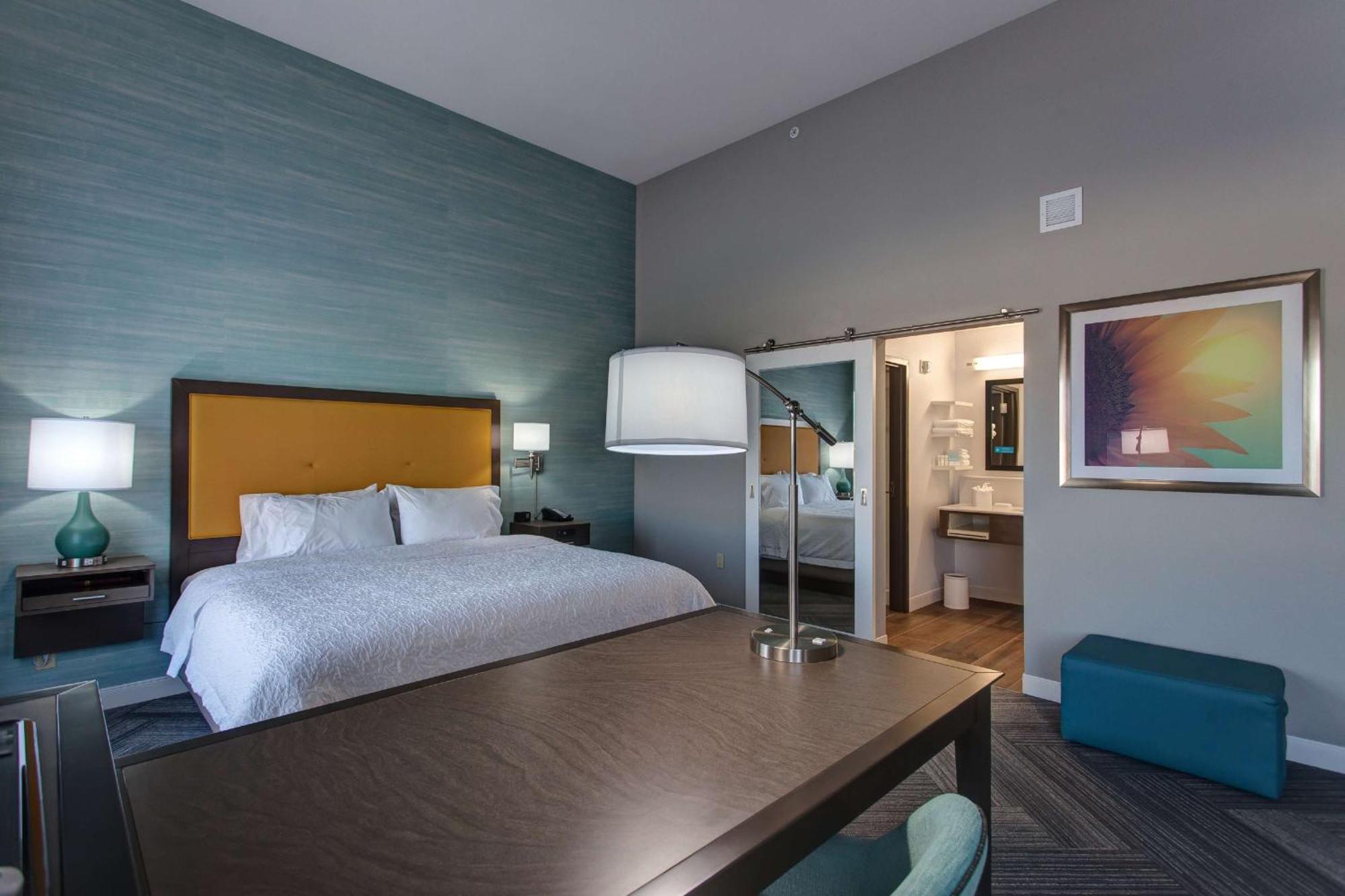 Hampton Inn & Suites-Wichita/Airport, Ks Екстериор снимка